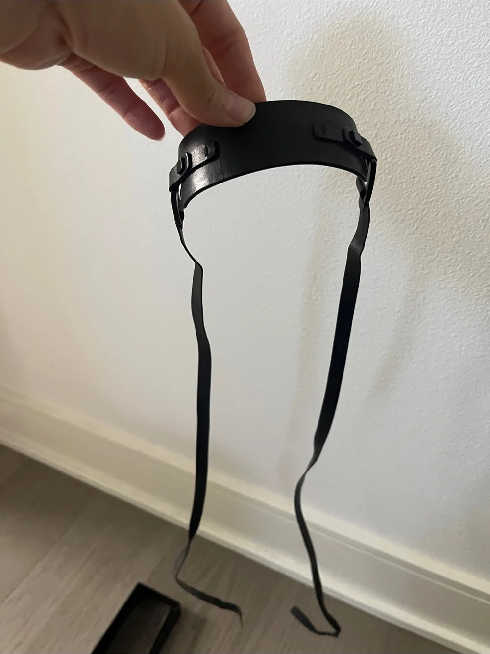 Vintage Gucci Black Leather Strap Bracelet/choker